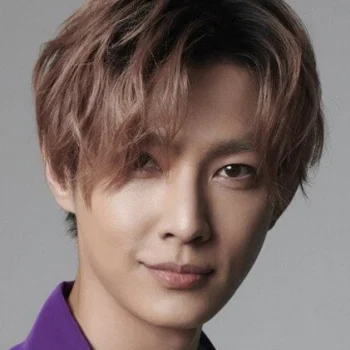 Aaron Yan