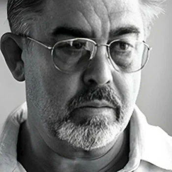 Александр Ефремов