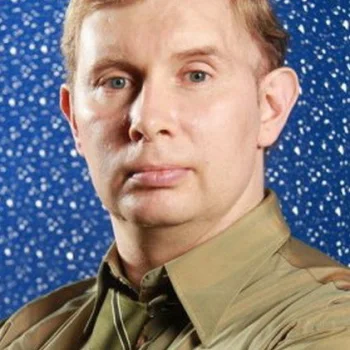 Александр Солдатов