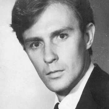 Александр Захаров