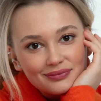 Анастасия Дубровина
