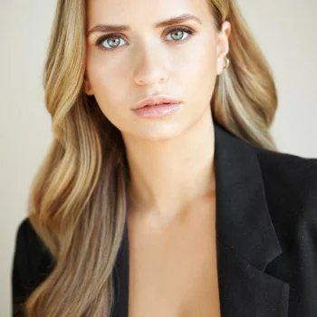Avril Nickolls