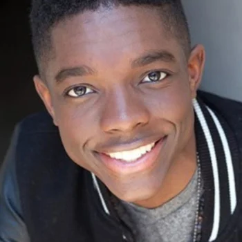 Carlos Knight