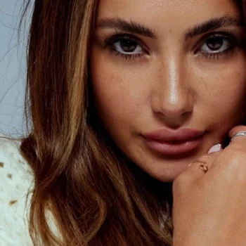 Cassie Cardelle