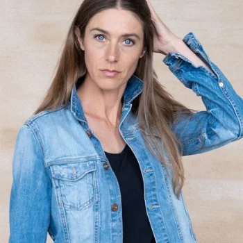 Crosie Larsson