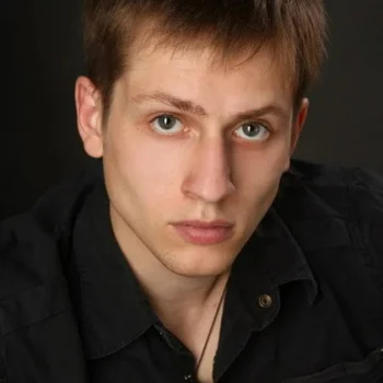 Денис Казандайкин