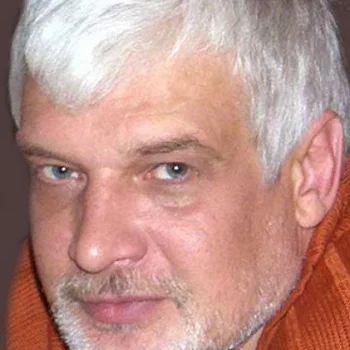 Дмитрий Брусникин