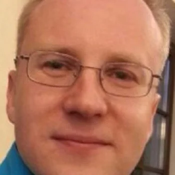 Дмитрий Степанов