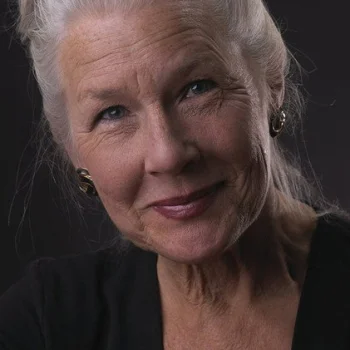 Elisabeth Henry-Macari