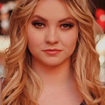Elisabeth Larson