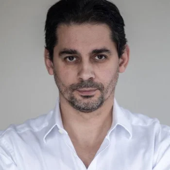 Karol Csino