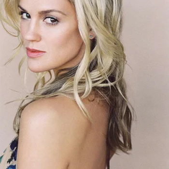 Laura New
