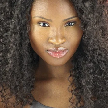 Nia Warren