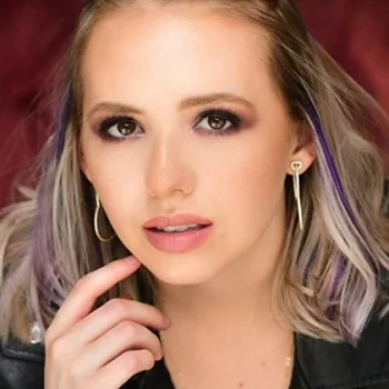 Nicole Alyse Nelson