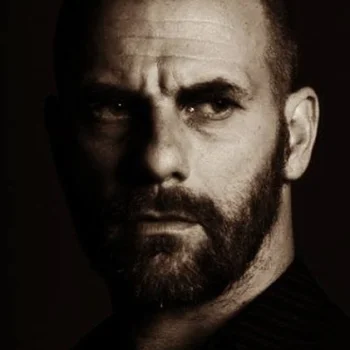 Нико Русаков