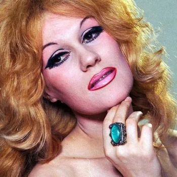 Norma Pons