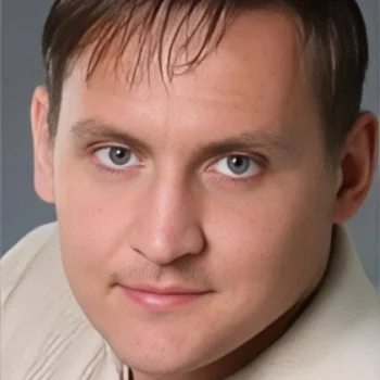 Олег Захарутин