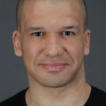 Роберто Флейтес
