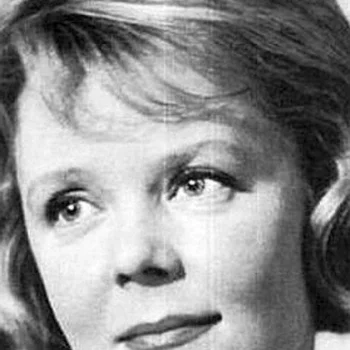 Роза Макагонова