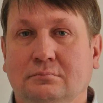 Сергей Лобынцев