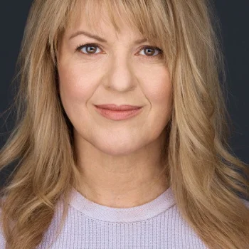 Stephanie Wolfe