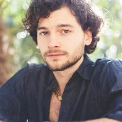 Aaron Karl
