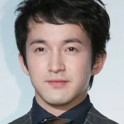 Yōsuke Asari
