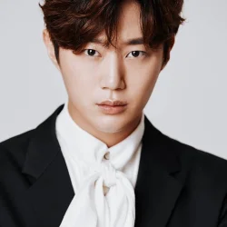Han Eun-seong