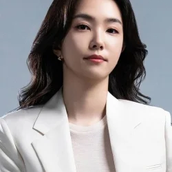 Kang Ji-young