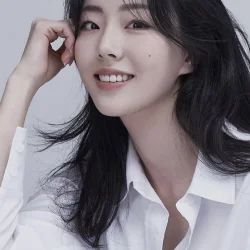 Song Young-ah