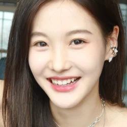 Zhang Xinyi