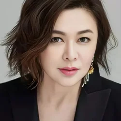 Rosamund Kwan Chi-Lam