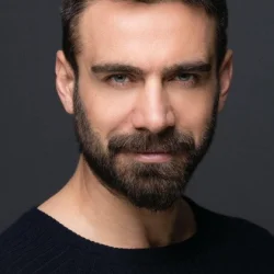 Adnan Koç