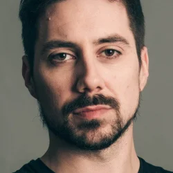 Adrián Ríos