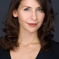 Алана Хоули