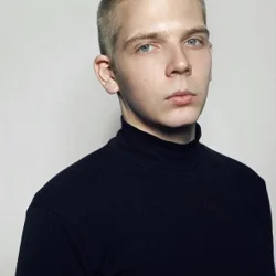 Александр Грушковский
