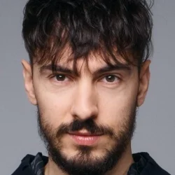 Александр Ваш