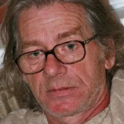 Александр Вдовин