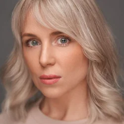 Александра Курагина