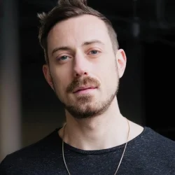 Alex Lee