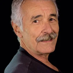 Ali İpin