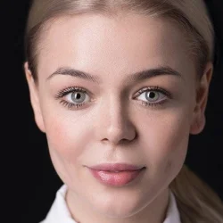 Алина Гросу