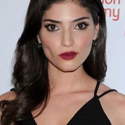 Amanda Setton