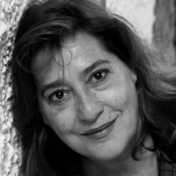 Ana Marzoa