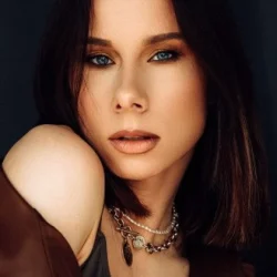 Анастасия Юрасова