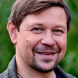 Анатолий Гущин