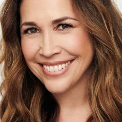 Andréa Burns