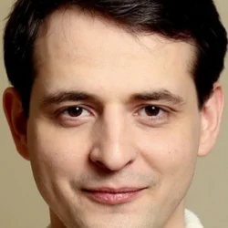 Андрей Булатов