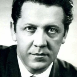 Андрей Попов