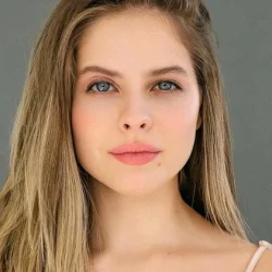 Ангелина Пахомова